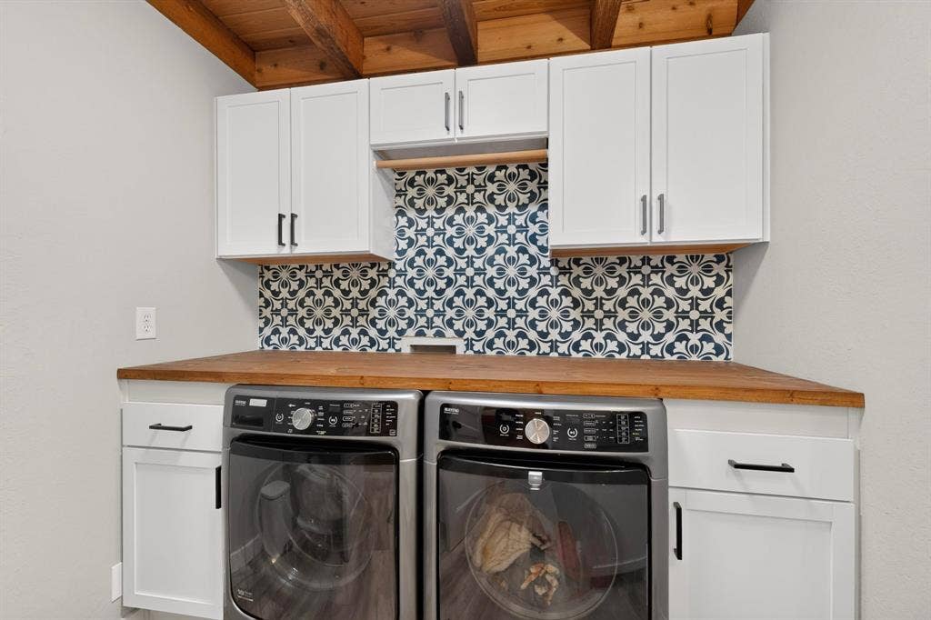 Full Size Laundry and 1/2 bath Area