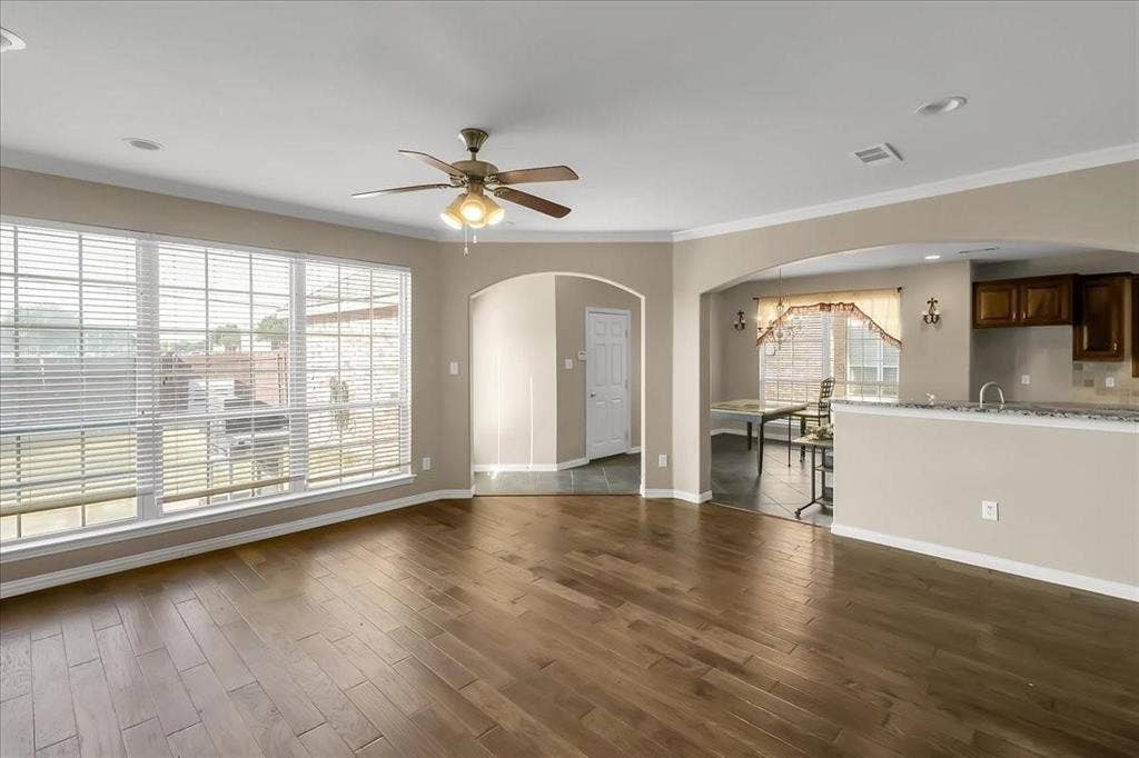 7306 Waterbury Drive, Rowlett, TX 75089 7306 Waterbury Drive, Rowlett, TX 75089