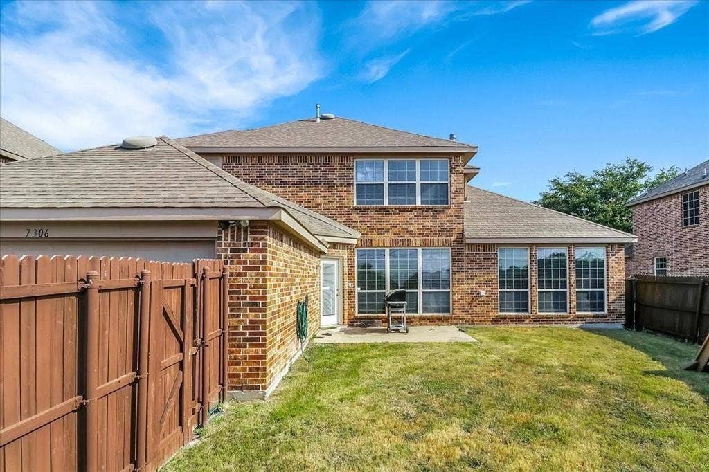 7306 Waterbury Drive, Rowlett, TX 75089 7306 Waterbury Drive, Rowlett, TX 75089