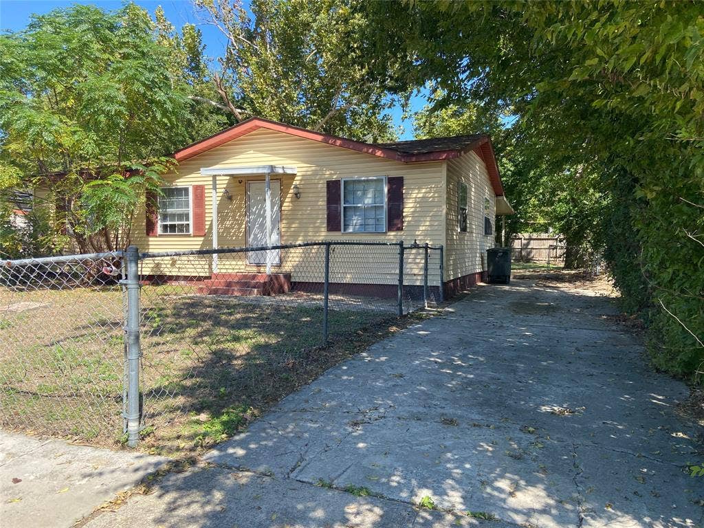 1109 Karen Drive, Killeen, TX 76549 1109 Karen Drive, Killeen, TX 76549