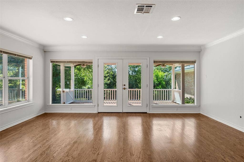 5014 Ridgeview Drive, Waco, TX 76710 5014 Ridgeview Drive, Waco, TX 76710