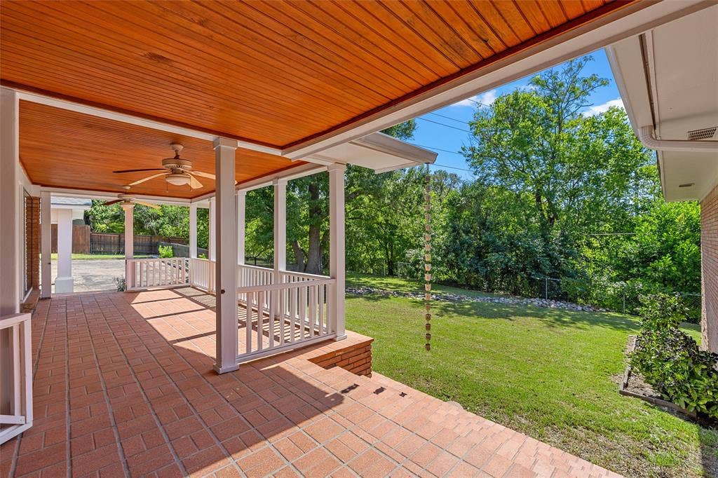 5014 Ridgeview Drive, Waco, TX 76710 5014 Ridgeview Drive, Waco, TX 76710