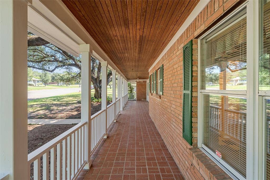 5014 Ridgeview Drive, Waco, TX 76710 5014 Ridgeview Drive, Waco, TX 76710