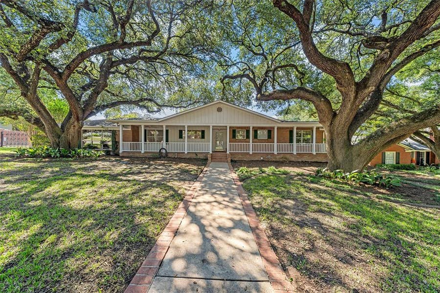 Property photo for 5014 Ridgeview Drive, Waco, TX