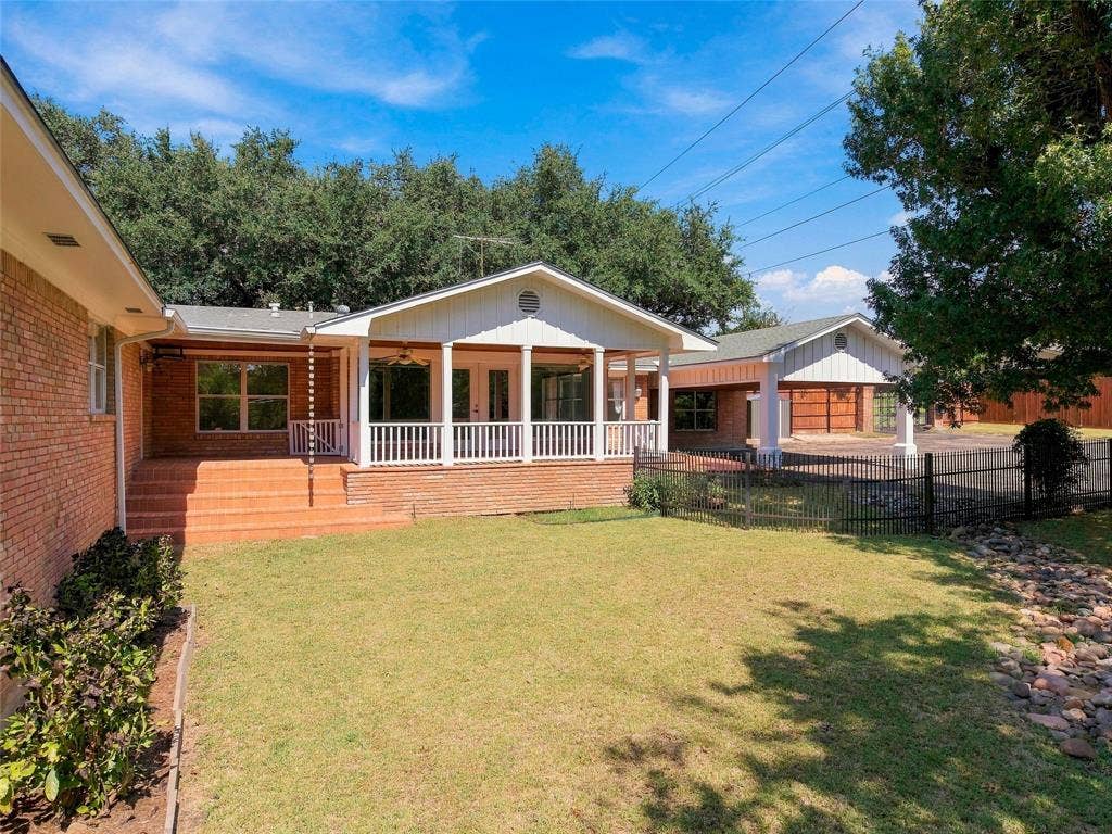 5014 Ridgeview Drive, Waco, TX 76710 5014 Ridgeview Drive, Waco, TX 76710