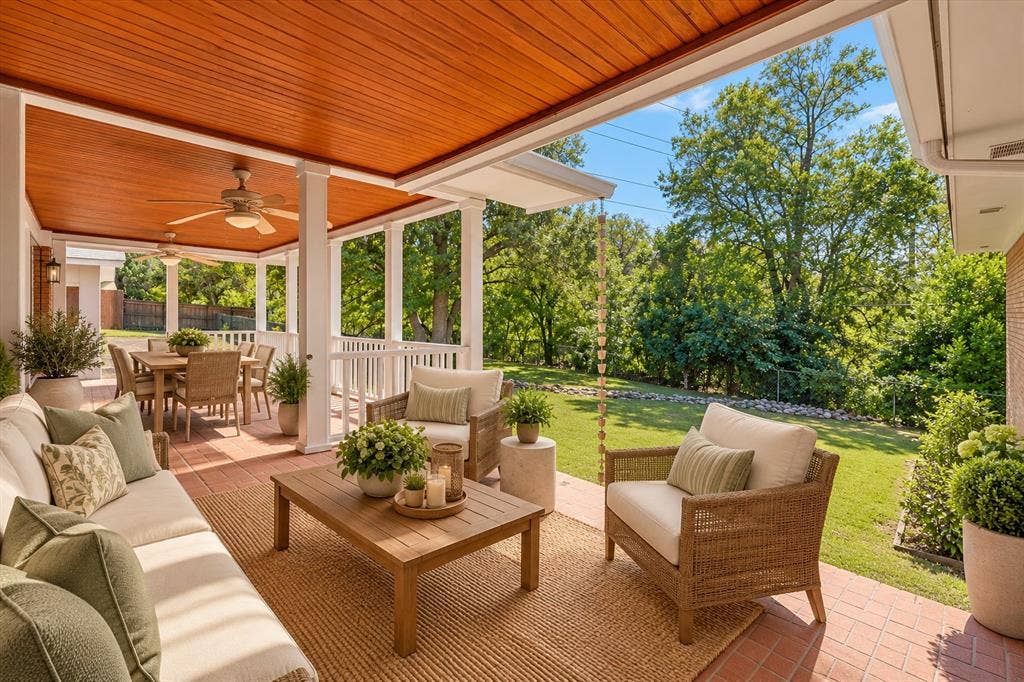 5014 Ridgeview Drive, Waco, TX 76710 Virtually staged