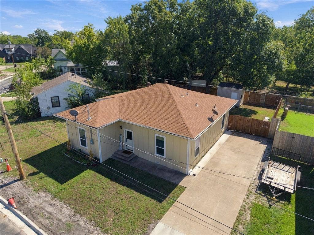 2206 Drake Street, Caddo Mills, TX 75135 2206 Drake Street, Caddo Mills, TX 75135