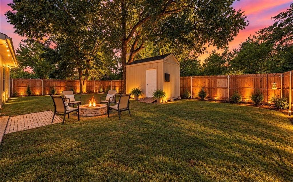 2206 Drake Street, Caddo Mills, TX 75135 2206 Drake Street, Caddo Mills, TX 75135