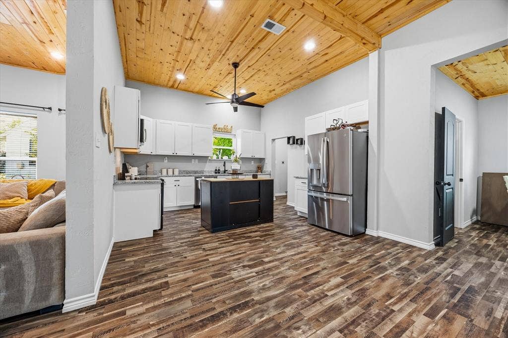 2206 Drake Street, Caddo Mills, TX 75135 2206 Drake Street, Caddo Mills, TX 75135