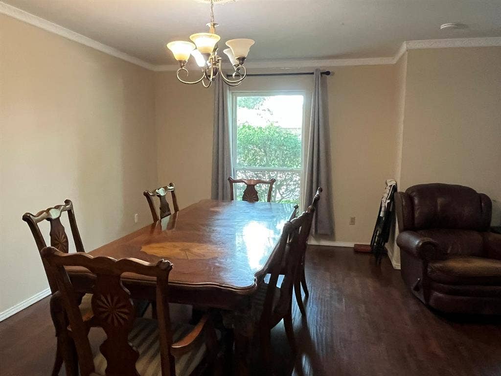 6918 LA MANGA Drive, Dallas, TX 75248