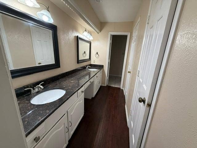 6918 LA MANGA Drive, Dallas, TX 75248