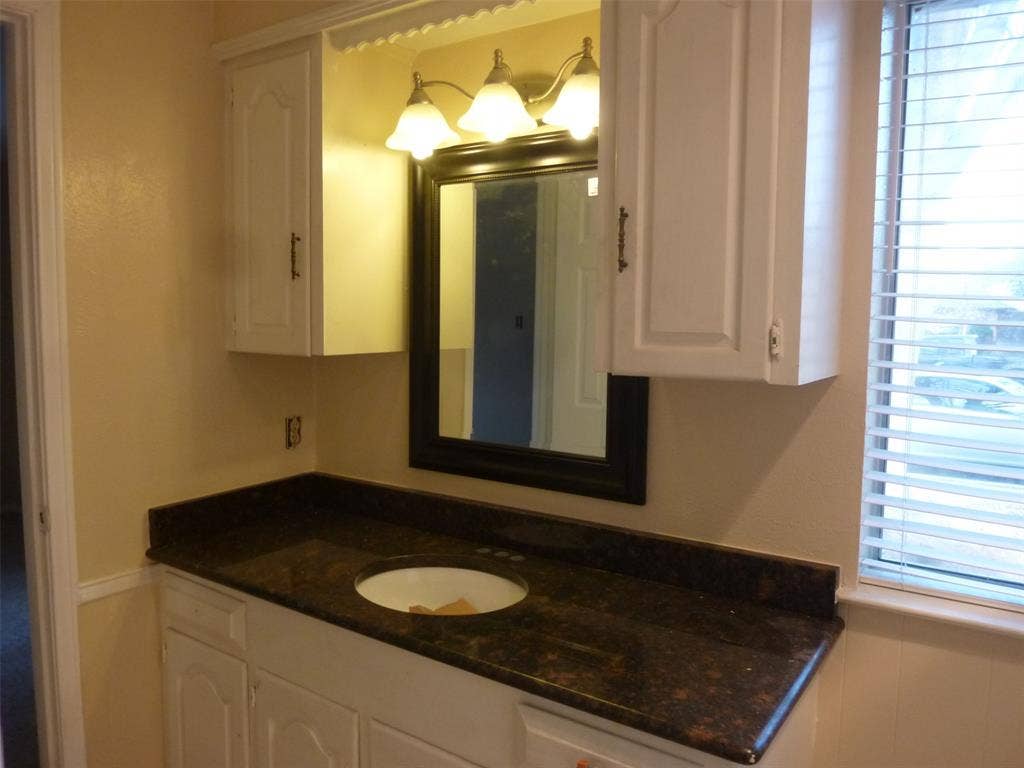 6918 LA MANGA Drive, Dallas, TX 75248
