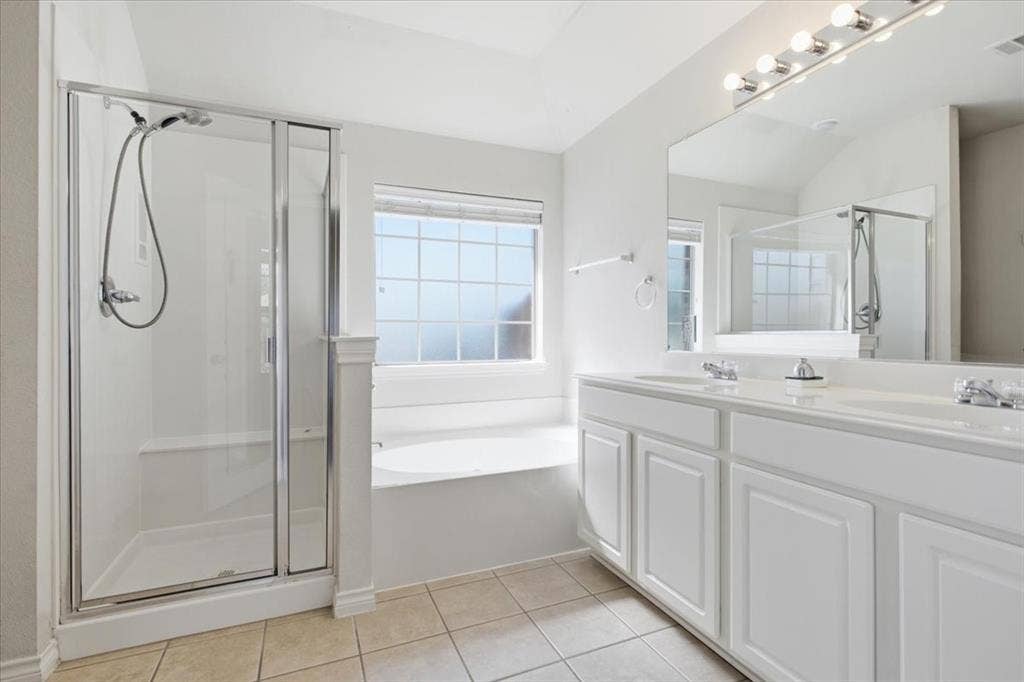 1524 Hanover Lane, Van Alstyne, TX 75495