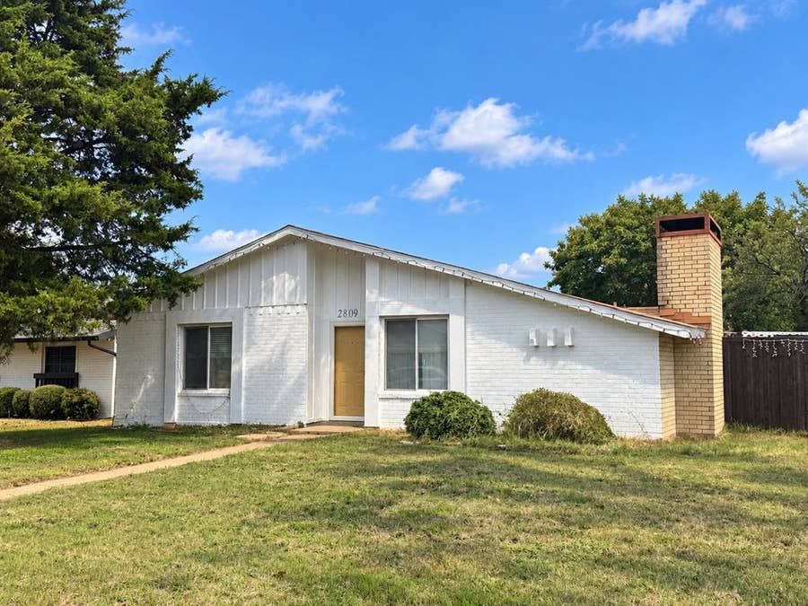 Property photo for 2809 Royalty Drive, Garland, TX