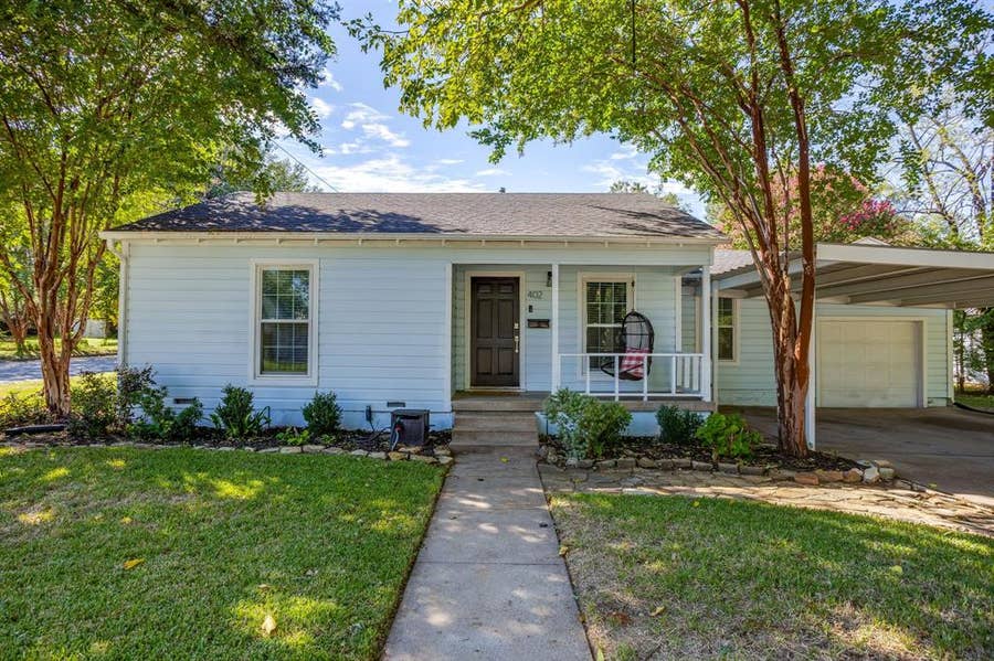 Property photo for 402 Elliott Street, Arlington, TX