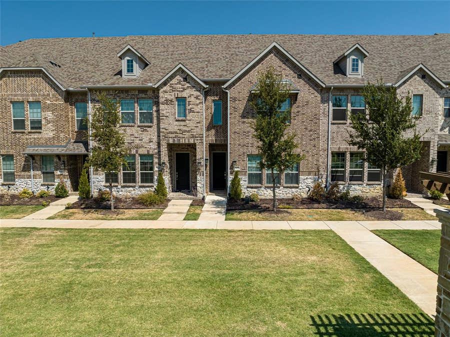 Property photo for 1451 Perrin Lane, Farmers Branch, TX