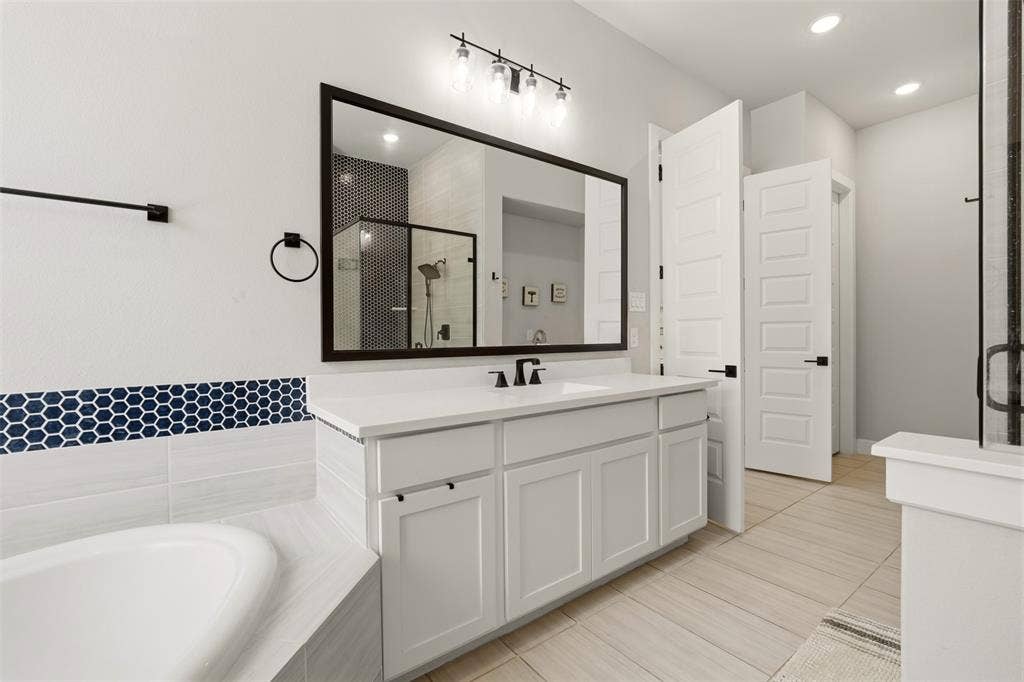 1831 Hainsworth Drive, Rockwall, TX 75087 1831 Hainsworth Drive, Rockwall, TX 75087