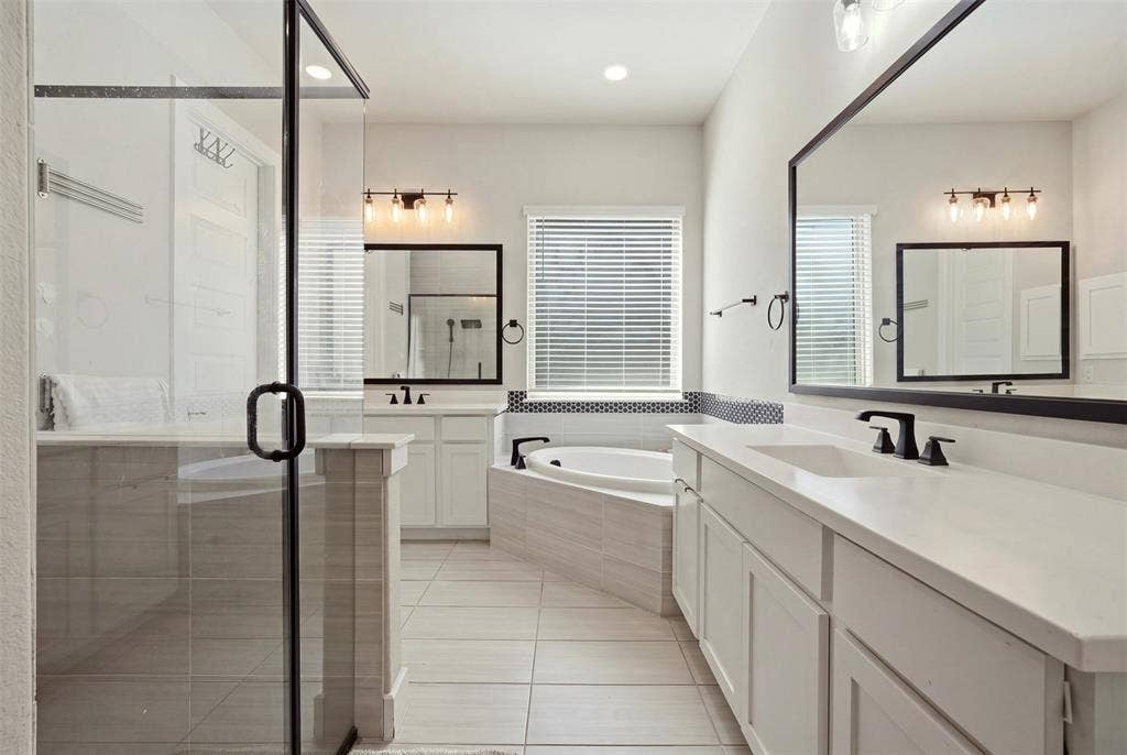 1831 Hainsworth Drive, Rockwall, TX 75087 1831 Hainsworth Drive, Rockwall, TX 75087