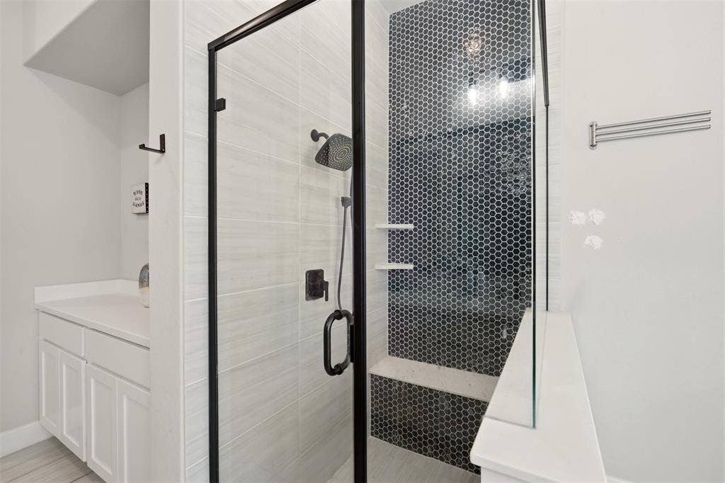 1831 Hainsworth Drive, Rockwall, TX 75087 1831 Hainsworth Drive, Rockwall, TX 75087