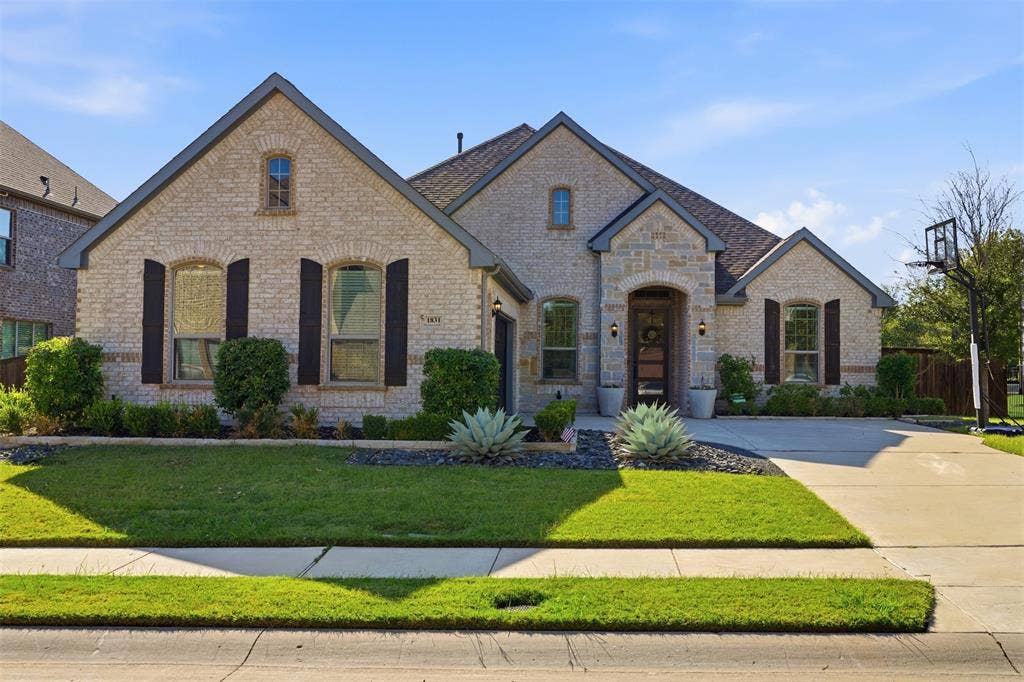 1831 Hainsworth Drive, Rockwall, TX 75087 1831 Hainsworth Drive, Rockwall, TX 75087