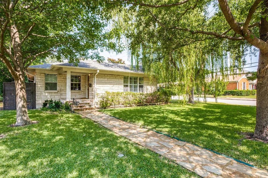 Property photo for 7627 Robin Road, Dallas, TX