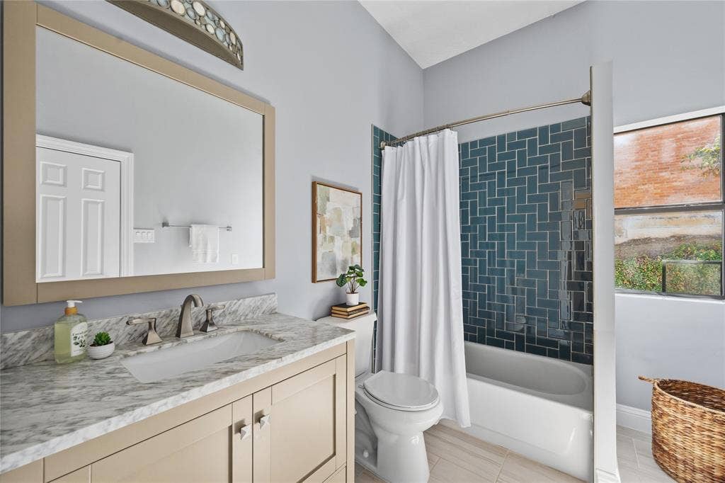 3621 Hidalgo, Irving, TX 75062