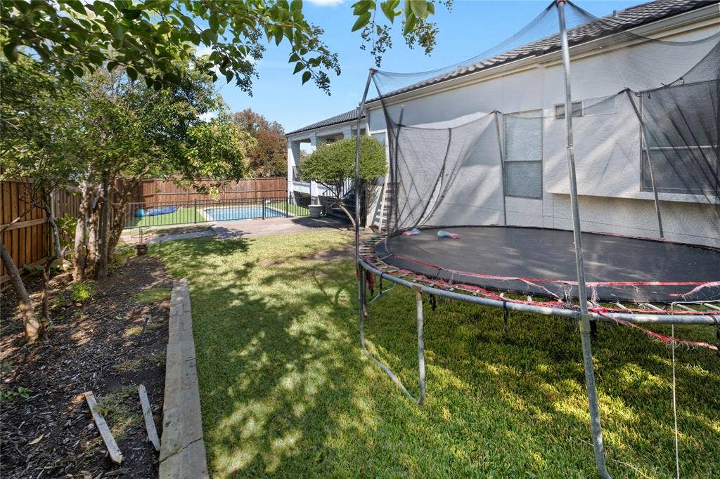 3621 Hidalgo, Irving, TX 75062