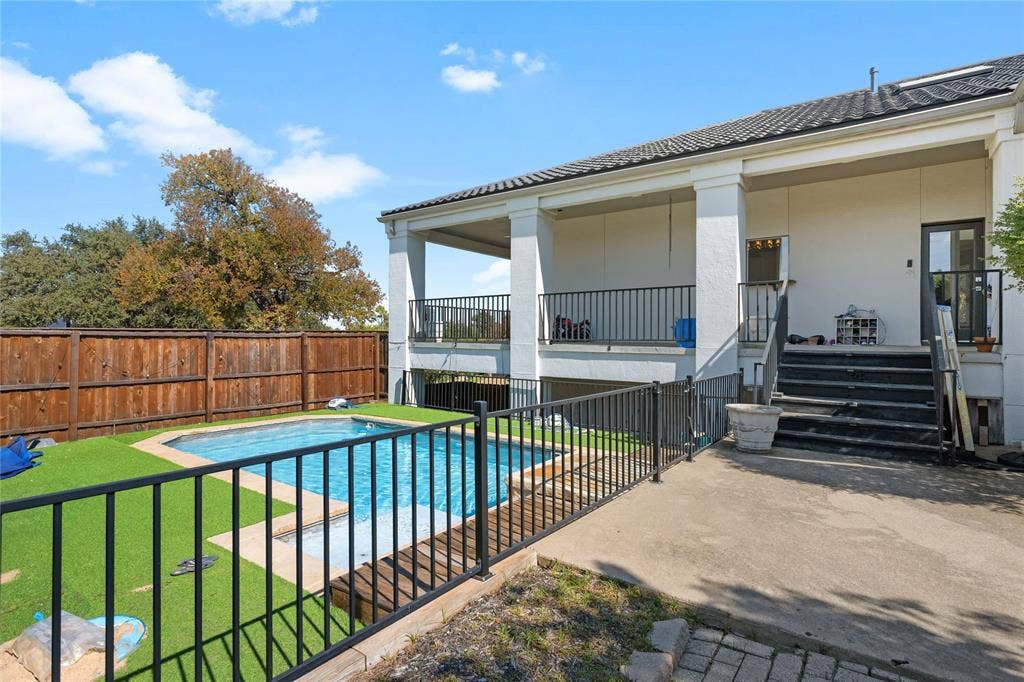 3621 Hidalgo, Irving, TX 75062