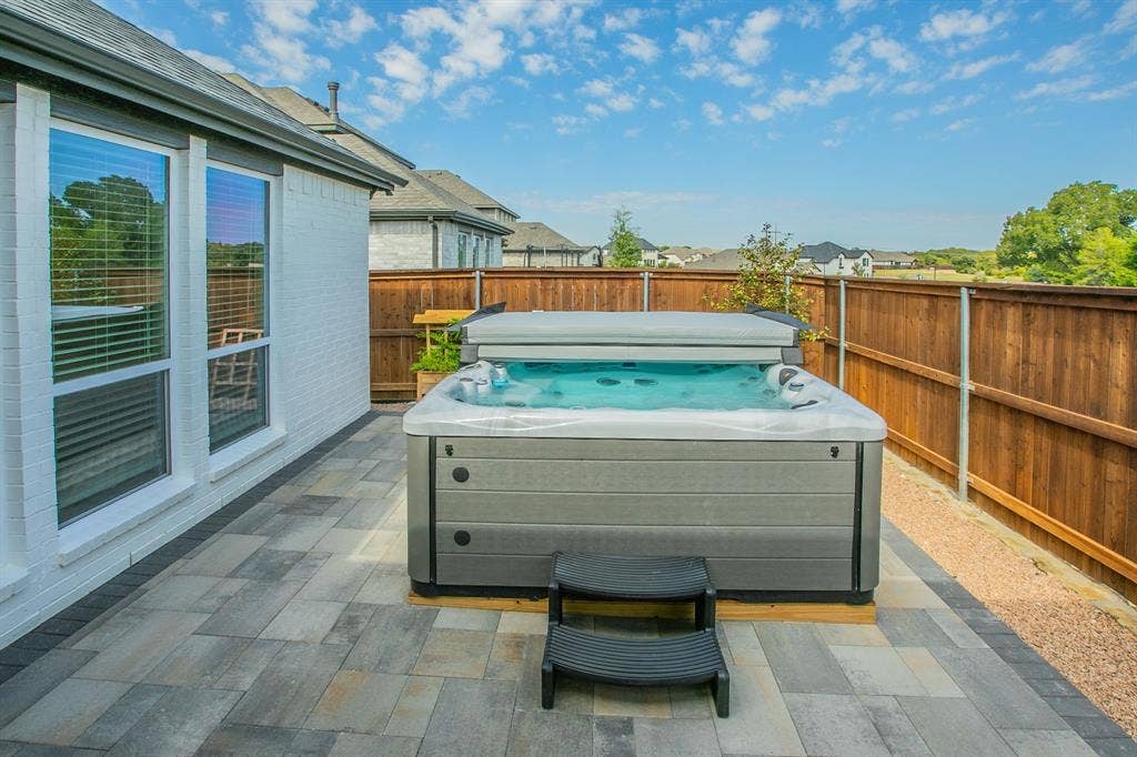 4437 Timberdrift Street, Midlothian, TX 76065