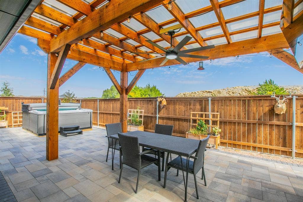 4437 Timberdrift Street, Midlothian, TX 76065