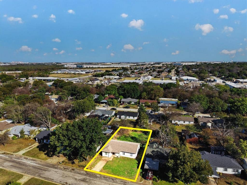 3921 Dana Drive, Haltom City, TX 76117 3921 Dana Drive, Haltom City, TX 76117