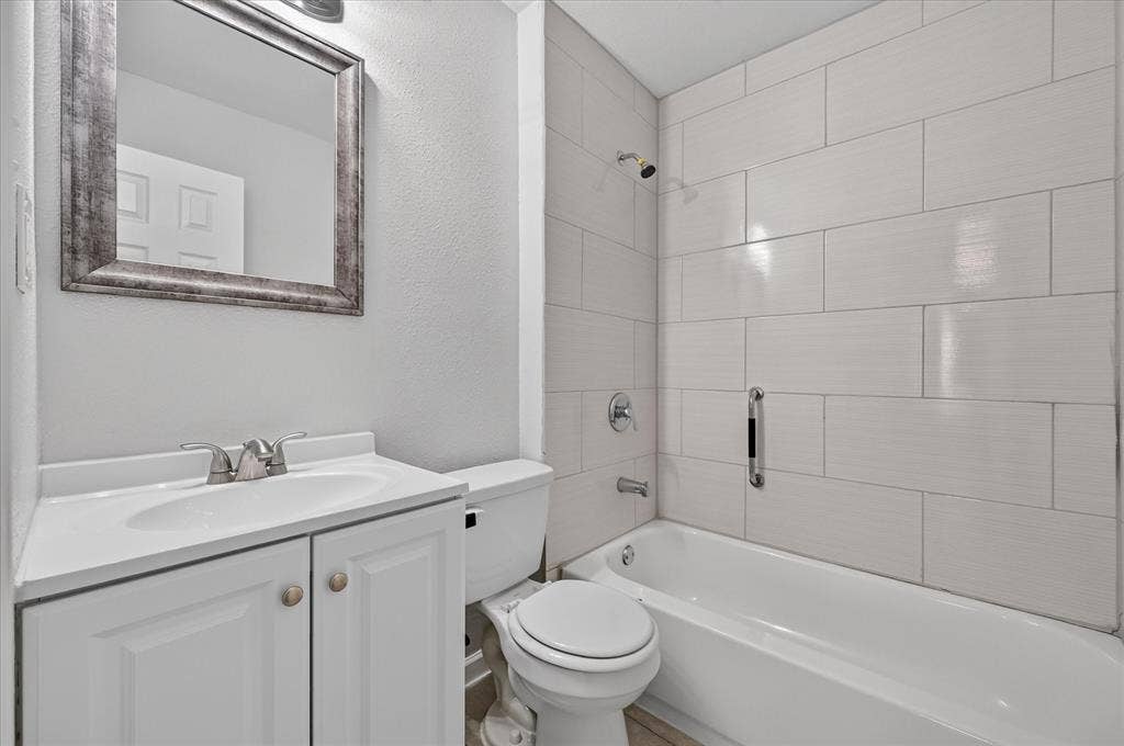 3921 Dana Drive, Haltom City, TX 76117 3921 Dana Drive, Haltom City, TX 76117