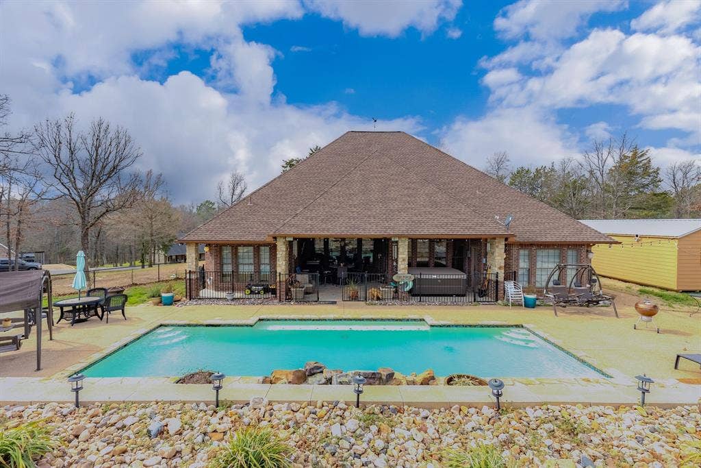 304 County Road 2311, Mineola, TX 75773 304 County Road 2311, Mineola, TX 75773
