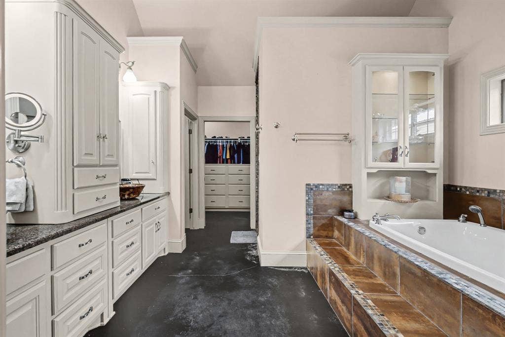 304 County Road 2311, Mineola, TX 75773 304 County Road 2311, Mineola, TX 75773