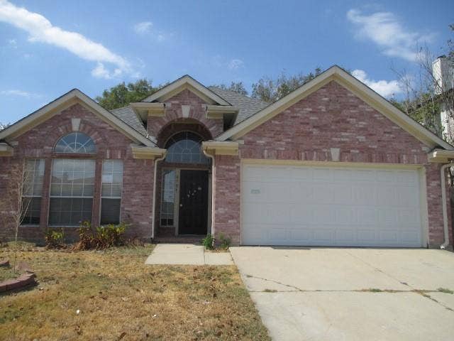 Property photo for 6705 Northland Drive, Fort Worth, TX
