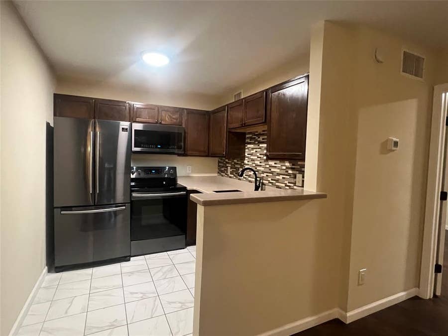 Property photo for 18333 Roehampton Drive, #417, Dallas, TX