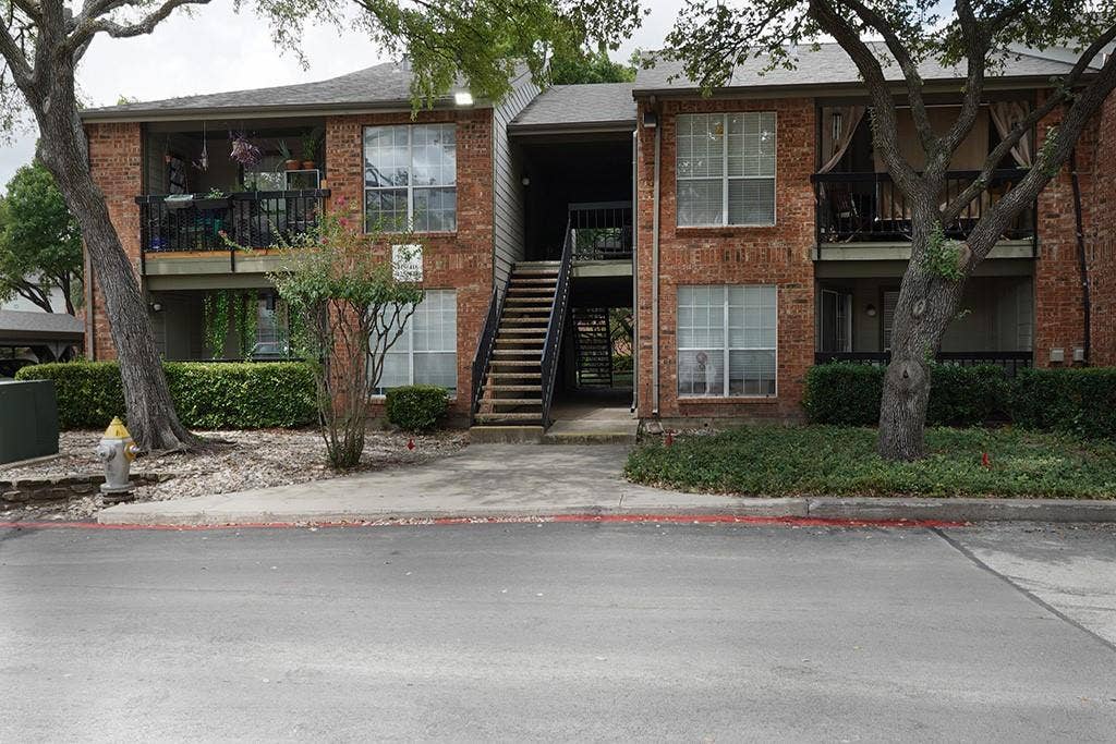 18333 Roehampton Drive, #417, Dallas, TX 75252 18333 Roehampton Drive, #417, Dallas, TX 75252