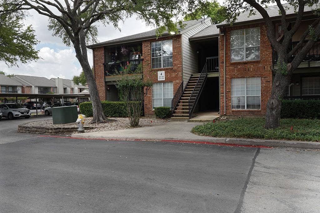 18333 Roehampton Drive, #417, Dallas, TX 75252 18333 Roehampton Drive, #417, Dallas, TX 75252