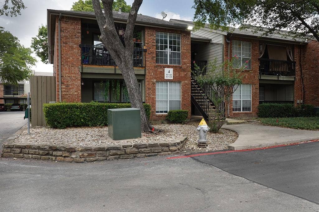 18333 Roehampton Drive, #417, Dallas, TX 75252 18333 Roehampton Drive, #417, Dallas, TX 75252