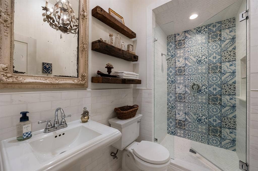 2108 Augusta, McKinney, TX 75072 2108 Augusta, McKinney, TX 75072