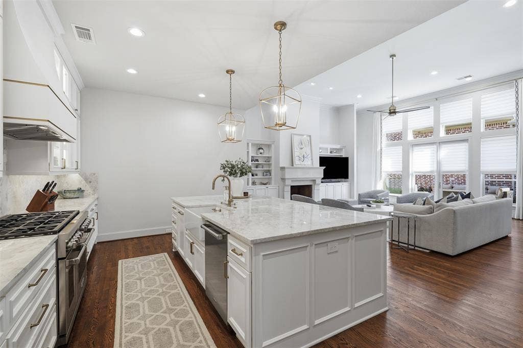 4105 Walnut Meadow Lane, Dallas, TX 75229 4105 Walnut Meadow Lane, Dallas, TX 75229