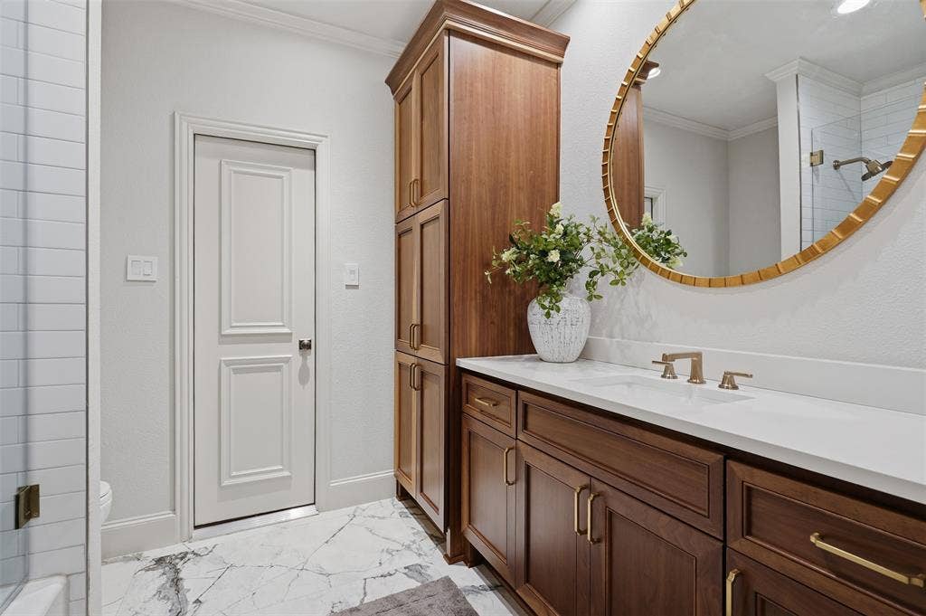 4105 Walnut Meadow Lane, Dallas, TX 75229 4105 Walnut Meadow Lane, Dallas, TX 75229