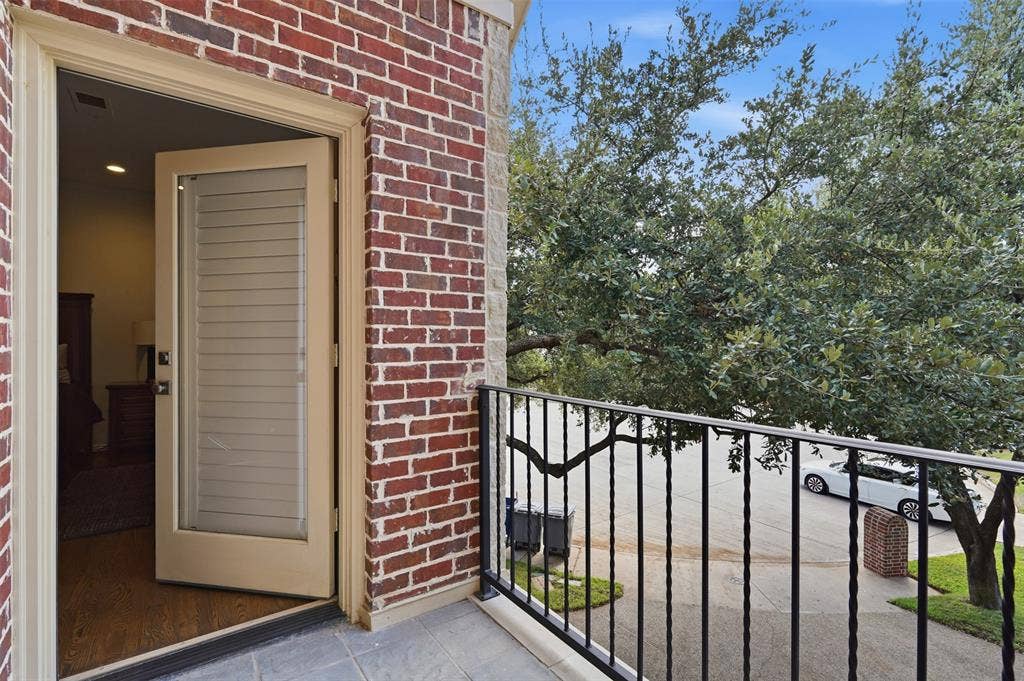 4105 Walnut Meadow Lane, Dallas, TX 75229 4105 Walnut Meadow Lane, Dallas, TX 75229