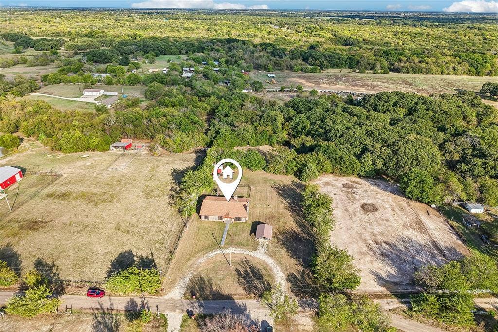 779 County Road 4123, Greenville, TX 75401