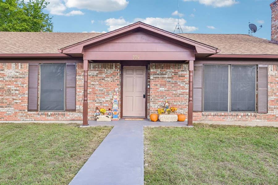Property photo for 779 County Road 4123, Greenville, TX