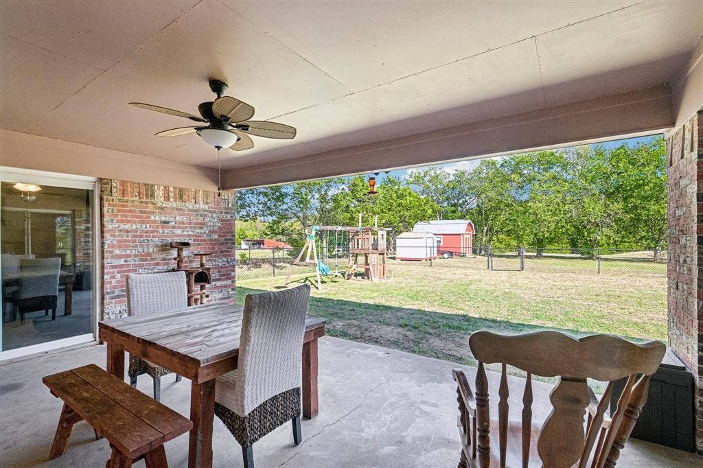 779 County Road 4123, Greenville, TX 75401