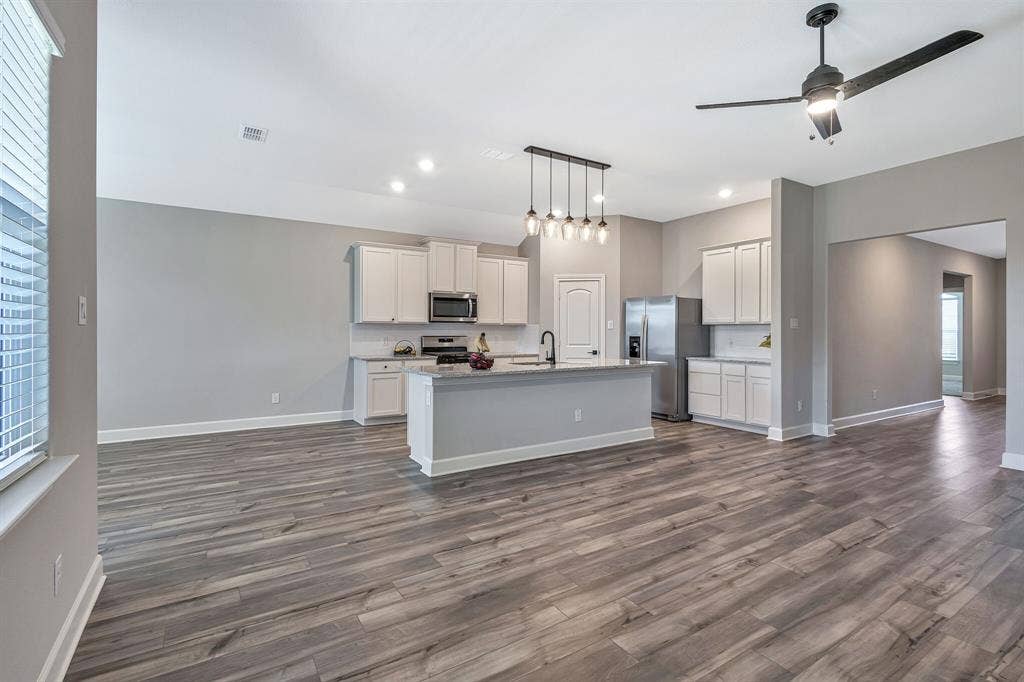 829 Calhoun Drive, Anna, TX 75409 829 Calhoun Drive, Anna, TX 75409