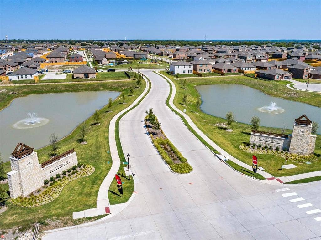 829 Calhoun Drive, Anna, TX 75409 829 Calhoun Drive, Anna, TX 75409