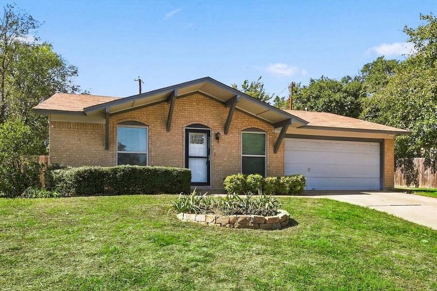 Property photo for 2905 Regal Road, Denton, TX