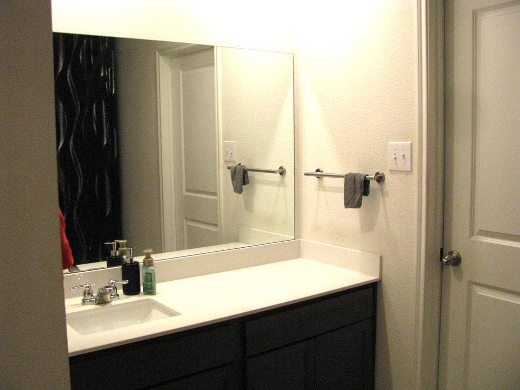 1322 Bushel Drive, Royse City, TX 75189 Master bathroom.